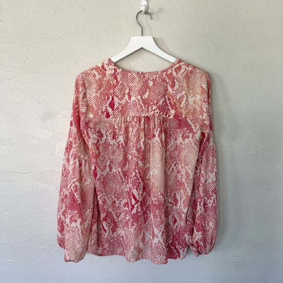 CAbi 5708 Bethany Pink Snakeskin Blouse Small - Picture 4 of 5